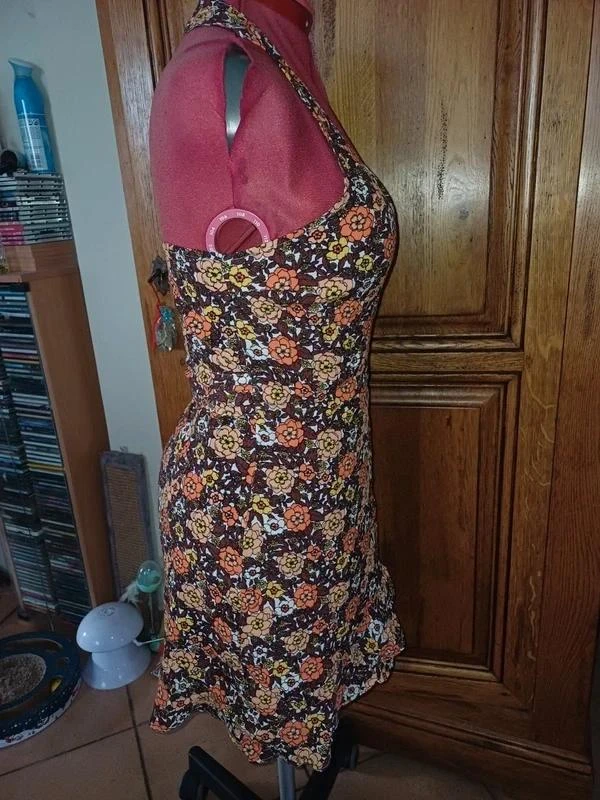 Vestido floral portefeuille tamanho 38 marca Kiabi novo em viscose – photo 6